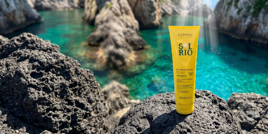 Come proteggere i capelli dal sole: la guida completa per un'estate senza danni
